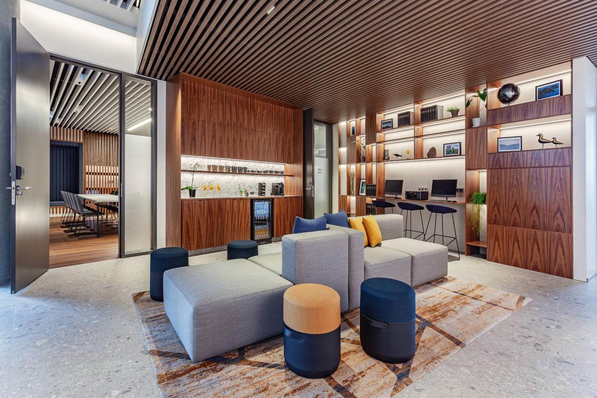 Отель Courtyard By Marriott Reykjavik Keflavik Airport Экстерьер фото